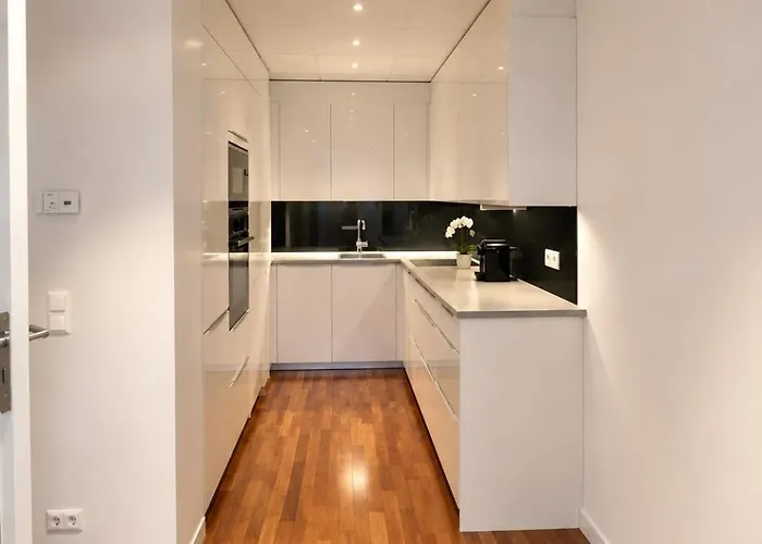 Opera - Private Terrace Apartment