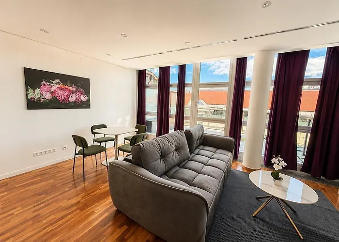 Opera - Private Terrace Apartment Wien